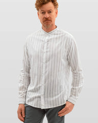 Camisa Listrada com Gola Mao