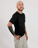Camiseta Preta Detalhe