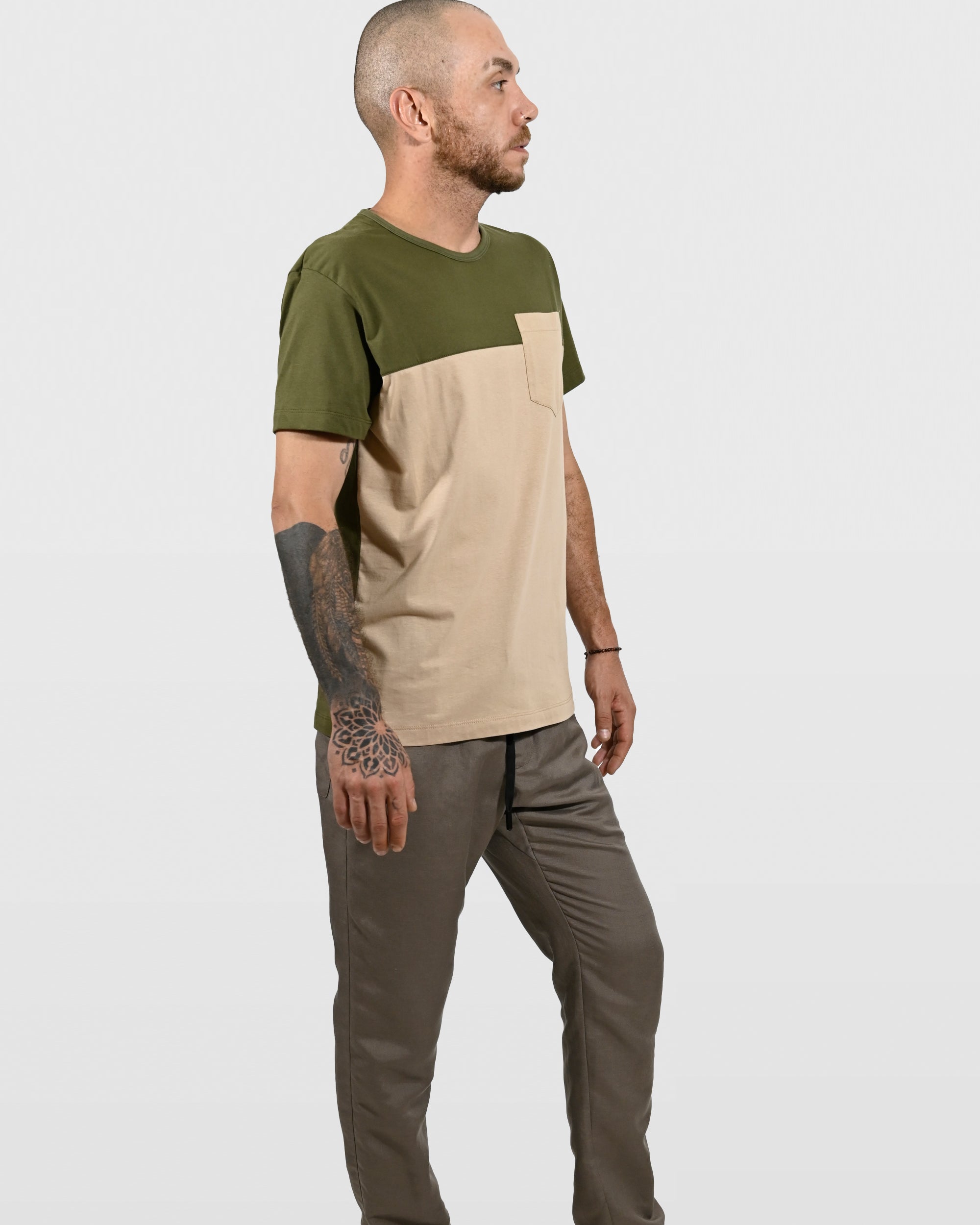 Camiseta duas cores