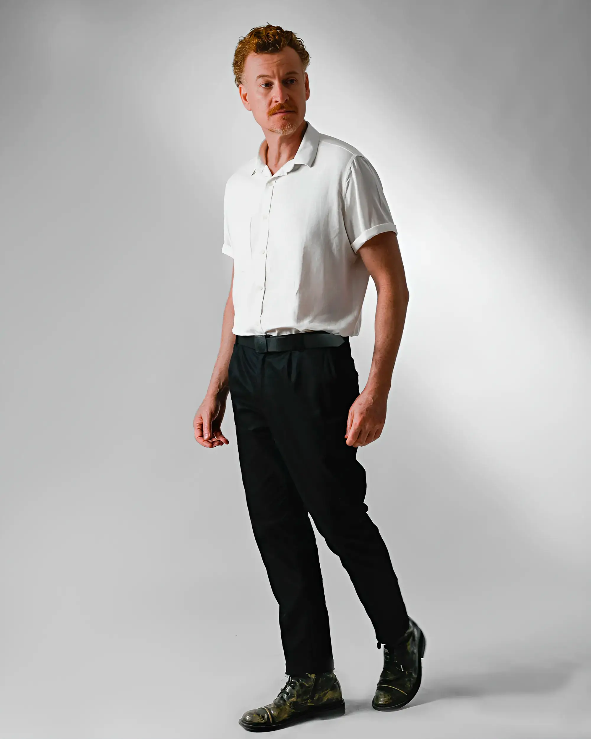 look calça alfaiataria ecamisa de linho masculina 