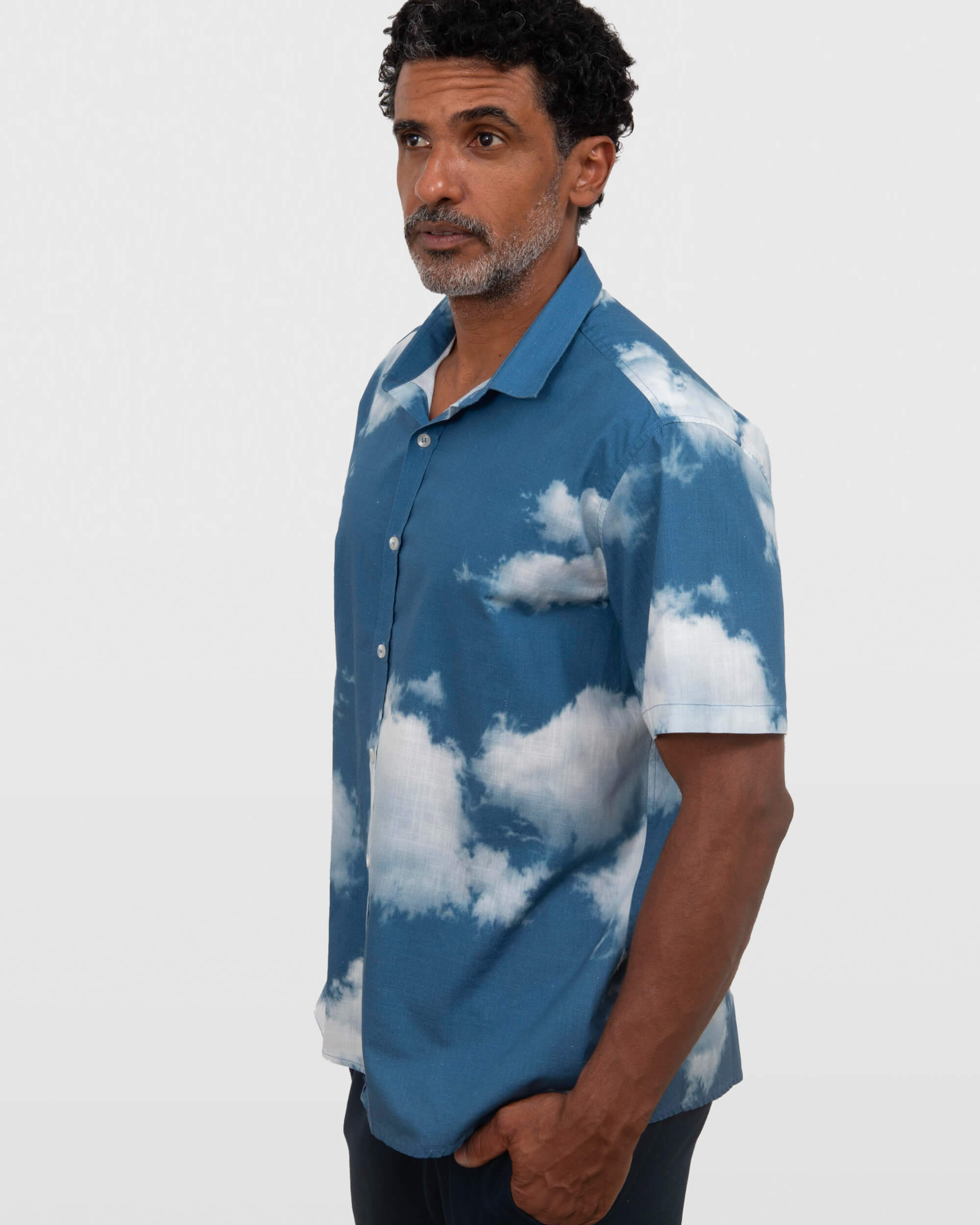 Camisa em Algodão Estampa Nuvem
