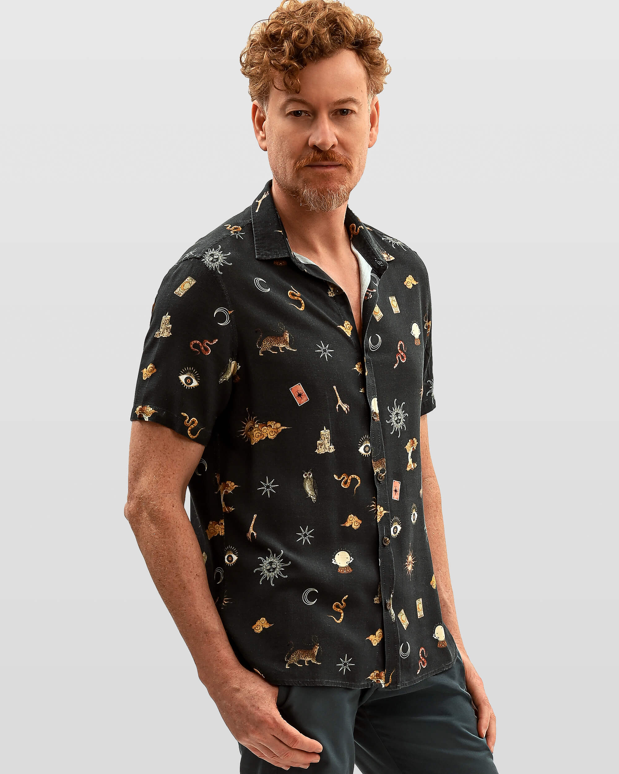 Camisa Manga Curta Estampa Mistica