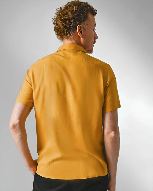 Camisa Cambraia de Linho Mostarda