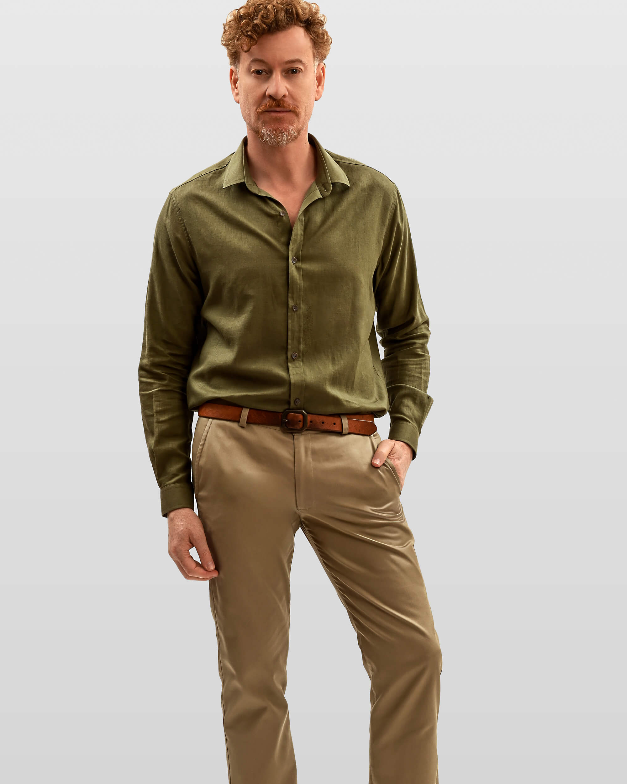 Camisa em Cambraia de Linho Verde Oliva