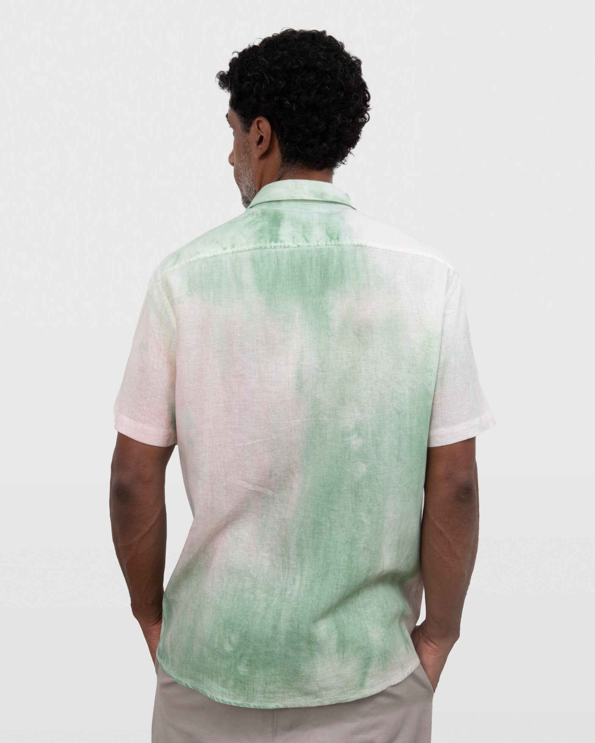 Camisa em Cambraia de Linho Tinturada