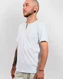 Camiseta Branca com Detalhe