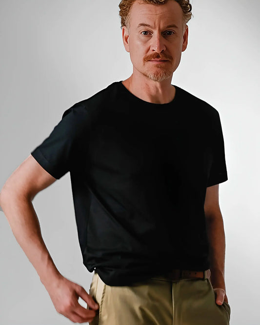 camiseta preta 